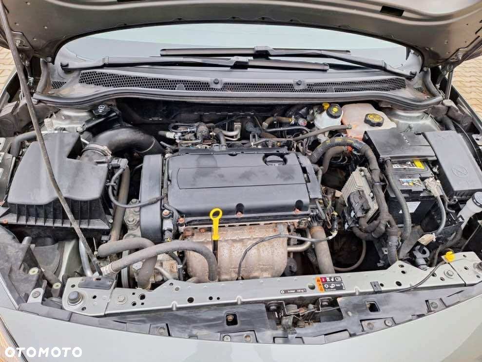 Opel Astra 1.6 Active - 8