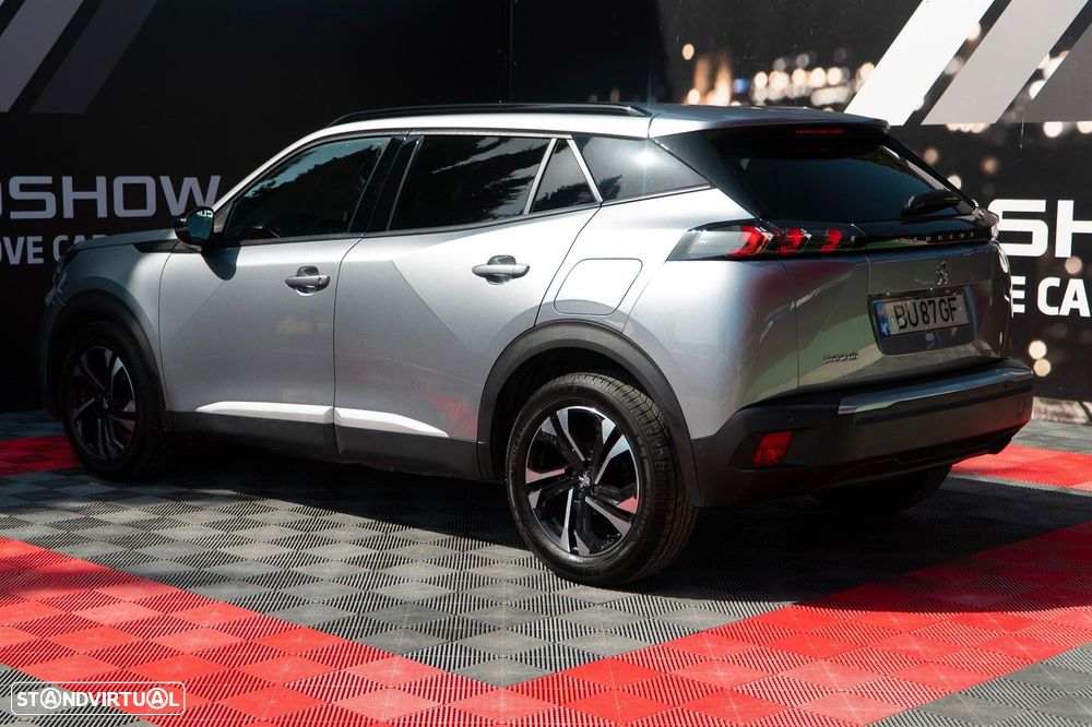Peugeot 2008 1.2 PureTech Allure - 4