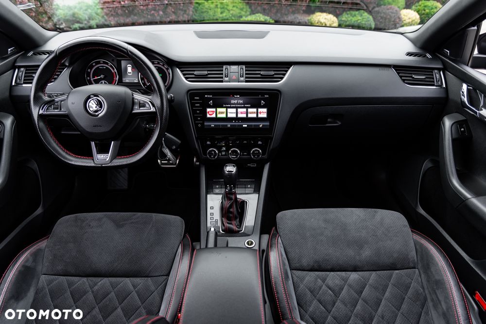 Skoda Octavia 2.0 TSI RS 230 DSG - 29