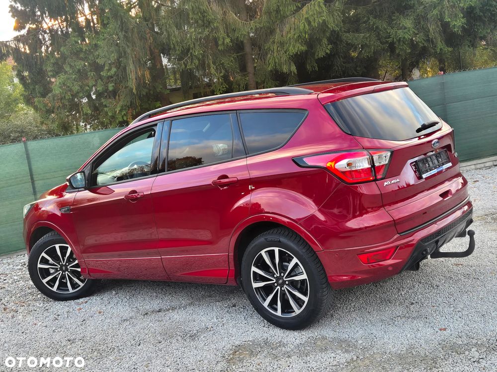Ford Kuga 1.5 EcoBoost 2x4 ST-Line - 19