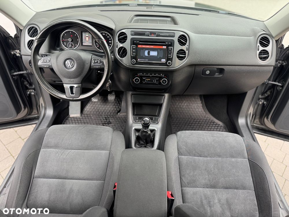 Volkswagen Tiguan 2.0 TDI DPF 4Motion BlueMotion Technology Lounge Sport & Style - 18