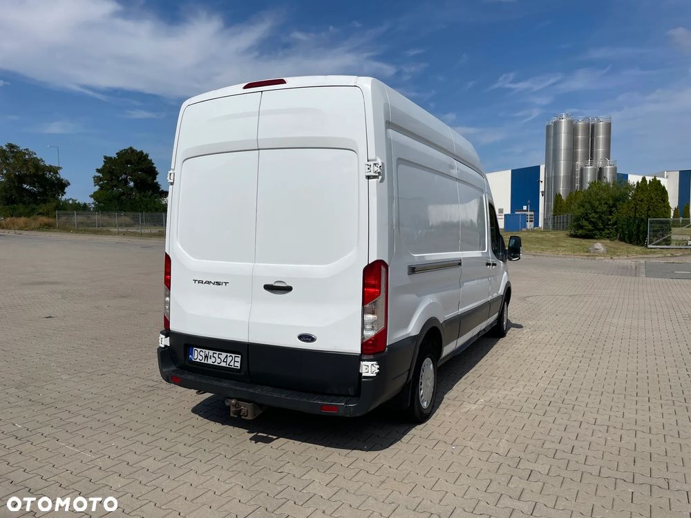 Ford Transit - 19