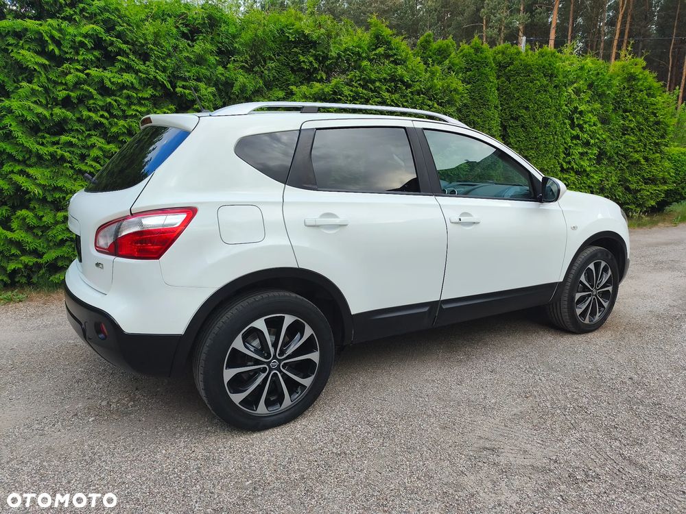 Nissan Qashqai 2.0 dCi 4 x 4 DPF tekna - 12