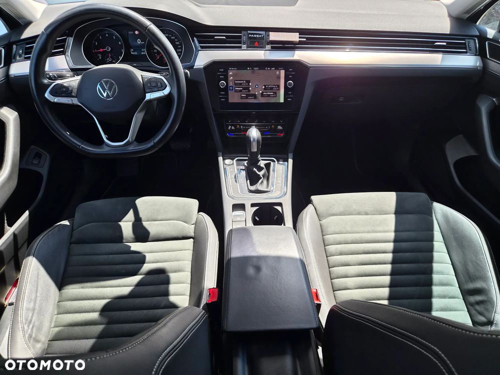 Volkswagen Passat 1.5 TSI EVO Elegance DSG - 29