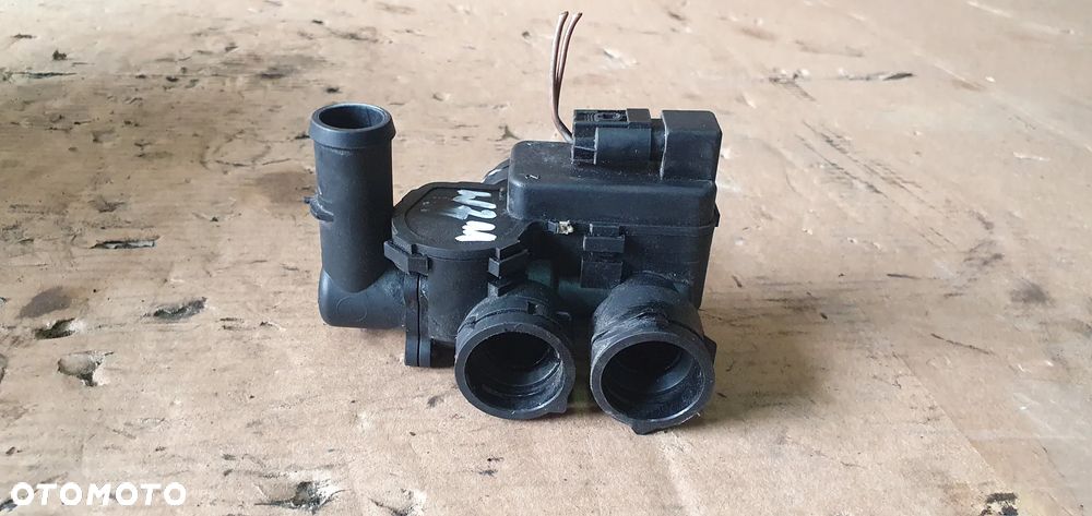 Zawór nagrzewnicy wody płynu elektrozawór Mercedes E-Klasa W211 3.2 CDI A2118320584 - 3