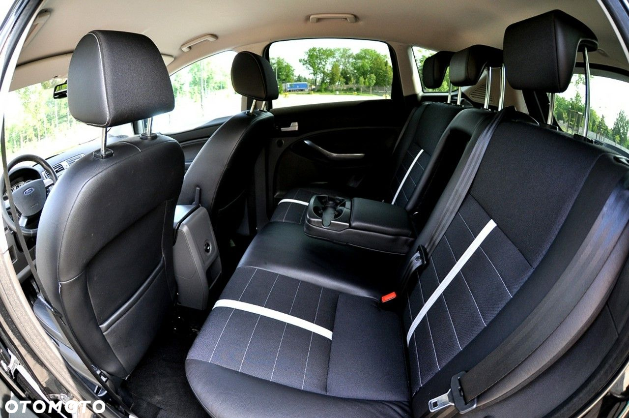 Ford Kuga 2.0 TDCi 2x4 Trend - 10