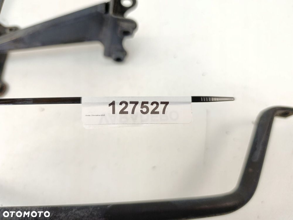 HONDA VARADERO 125 01-06 STELAŻ PRZÓD - 6