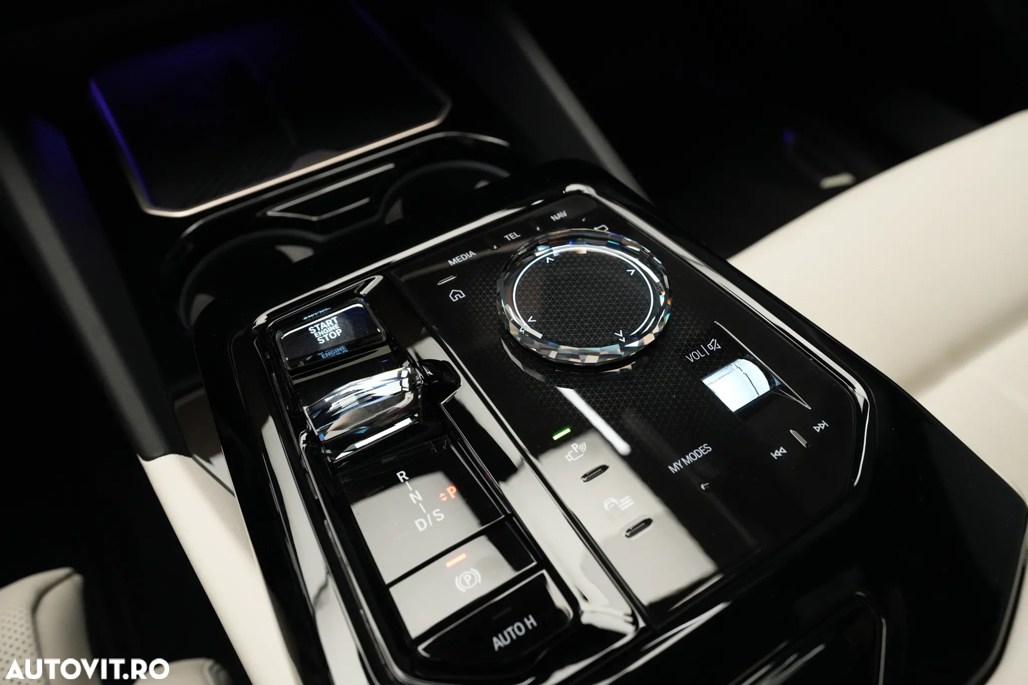 BMW Seria 5 520d xDrive AT MHEV - 29