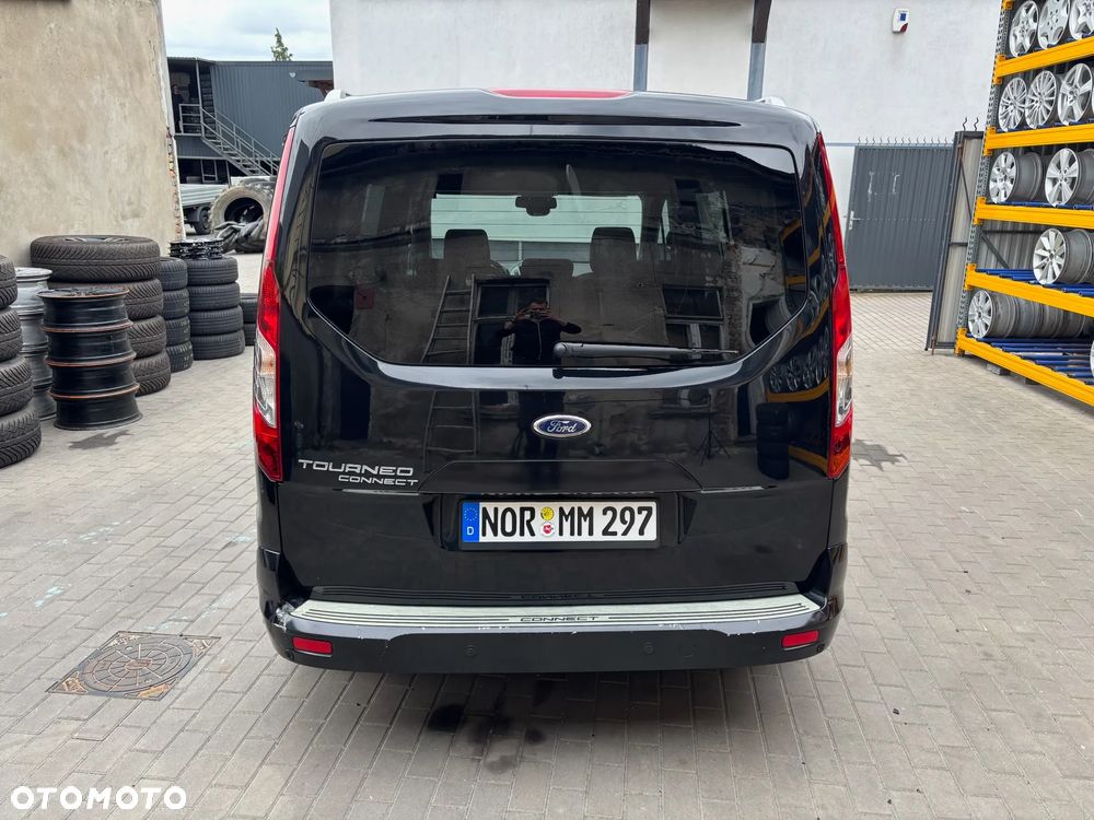 Ford Tourneo Connect 1.5 TDCi Start-Stop Titanium - 11