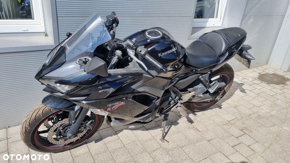 Kawasaki Ninja - 3