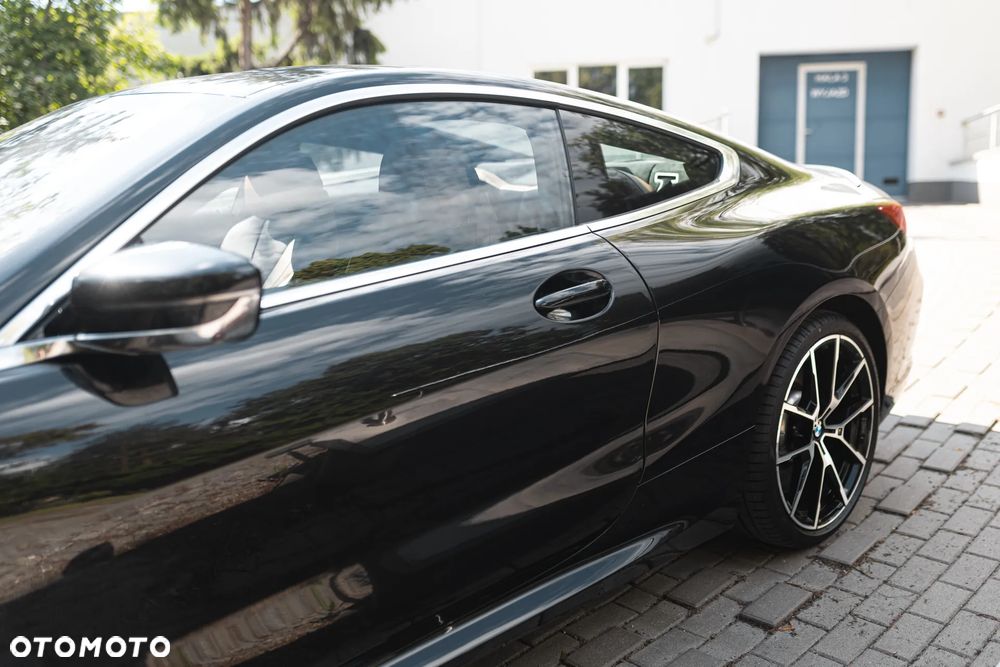 BMW Seria 8 M850i xDrive - 5