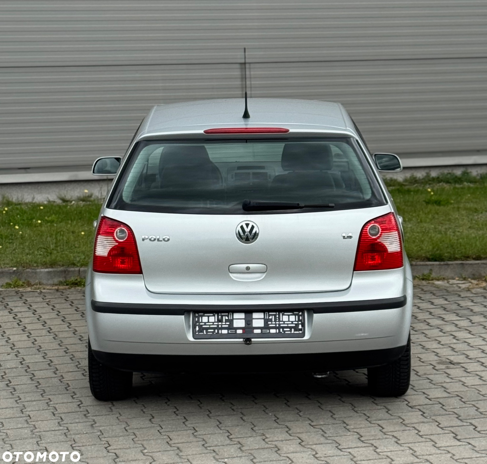 Volkswagen Polo 1.4 16V Comfortline - 6