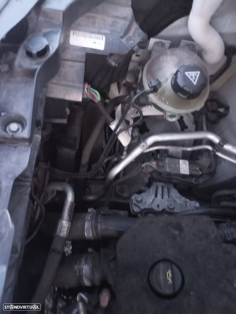 Peugeot Traveller 1.5 BlueHDi L2H1 Standard - 29