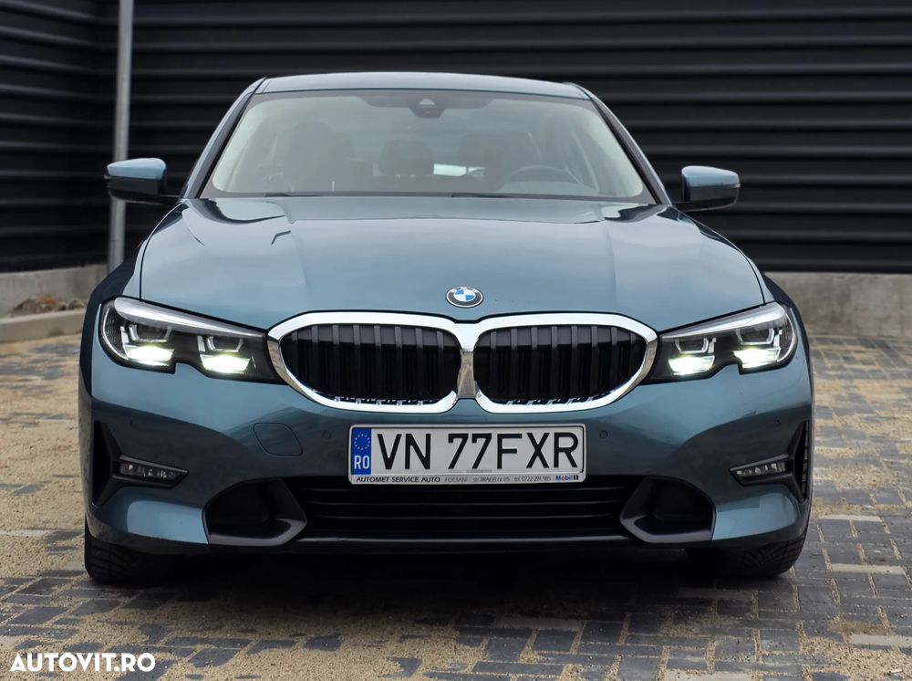 BMW Seria 3 318d - 13