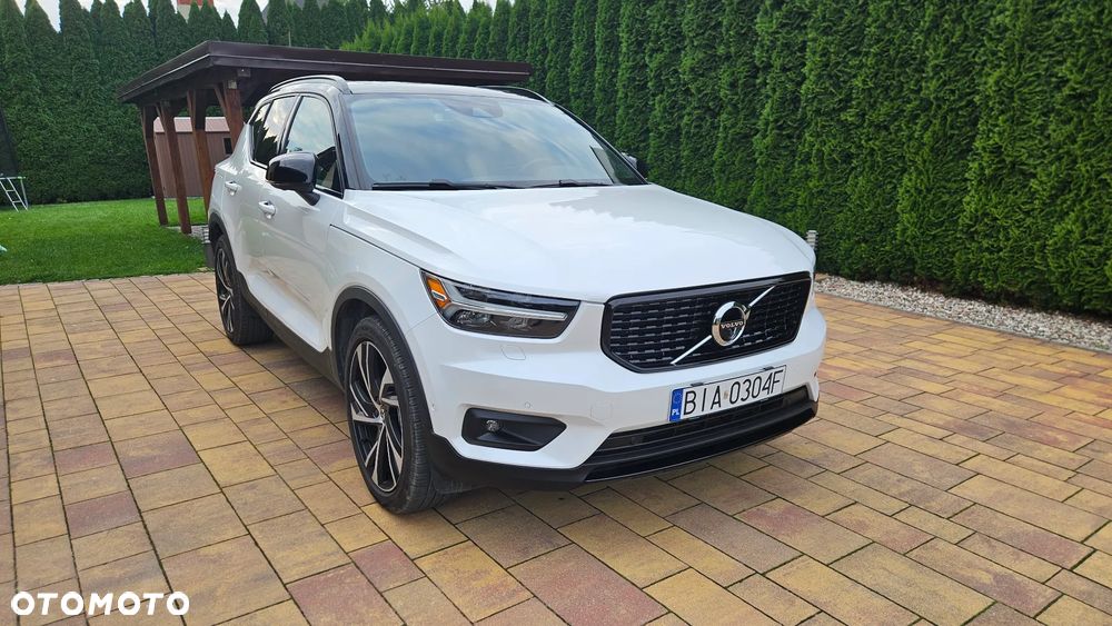Volvo XC 40 T5 AWD R-Design - 1