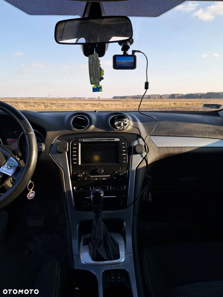 Ford Mondeo 2.0 TDCi Trend - 10