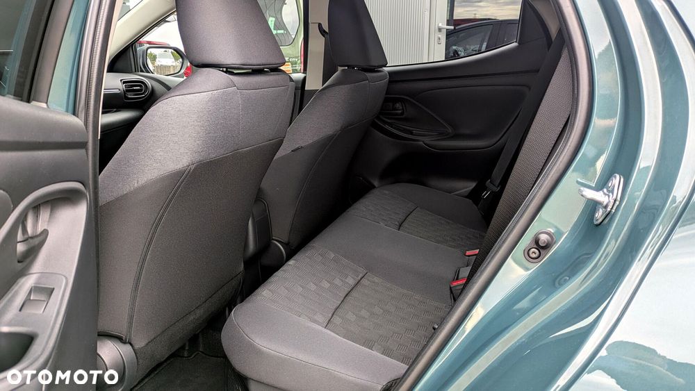 Toyota Yaris - 8