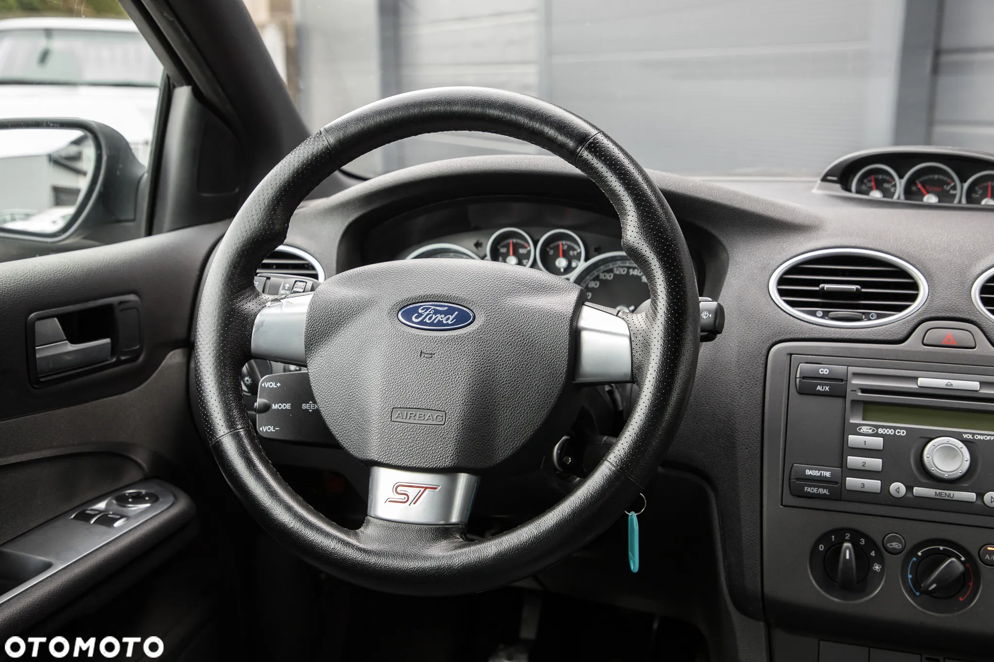 Ford Focus 2.5 ST - 30