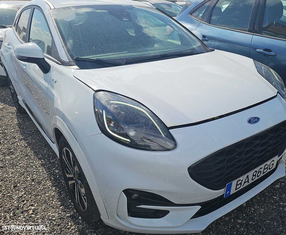 Ford Puma 1.0 EcoBoost MHEV ST-Line X Vivid Ruby Edition - 2