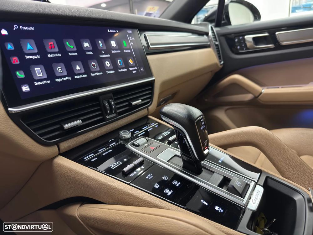 Porsche Cayenne Coupé E-Hybrid Platinum Edition - 23