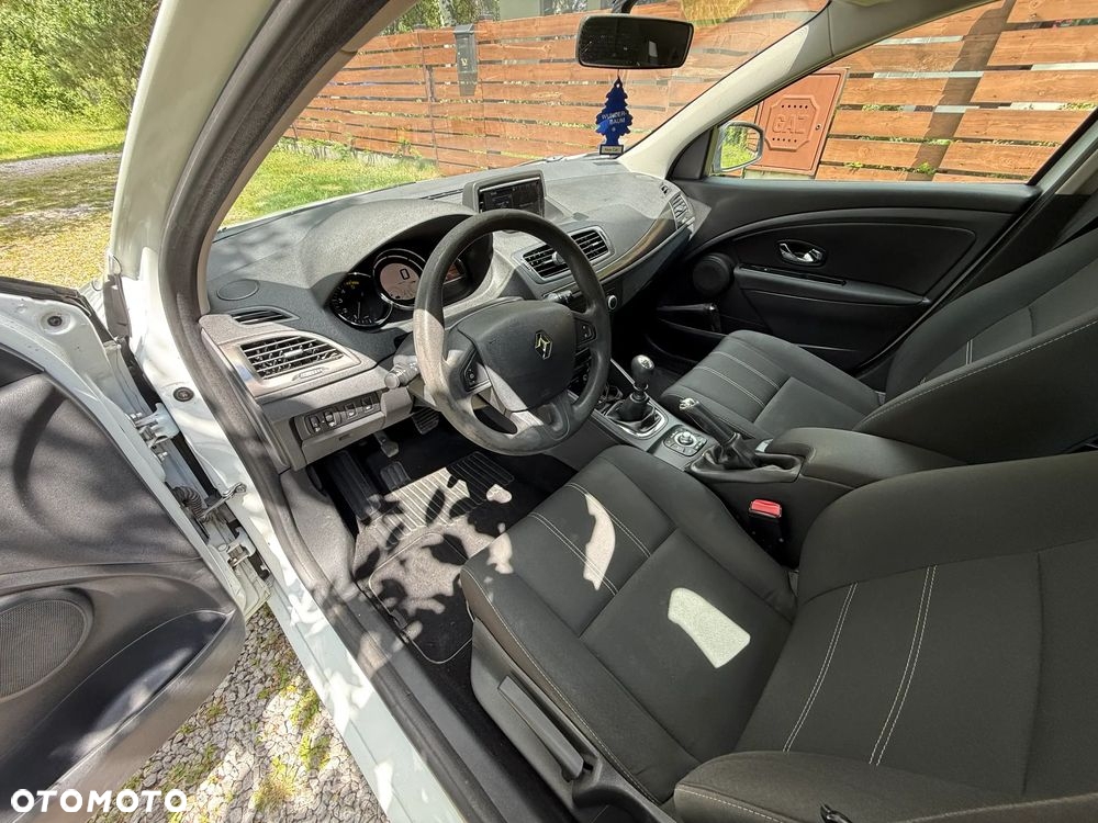 Renault Megane 1.5 dCi Business - 12