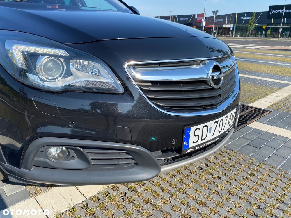 Opel Insignia 2.0 Bi Turbo CDTI 4x4 - 2