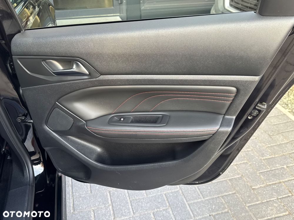Peugeot 308 BlueHDi 180 EAT6 GT - 38