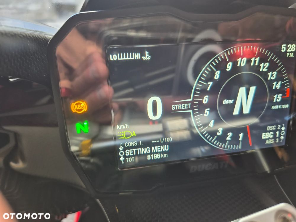 Ducati Panigale V4 - 5