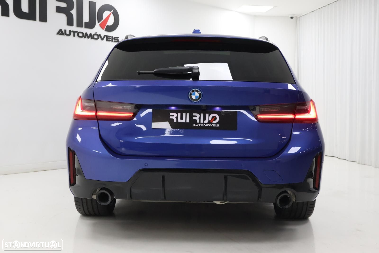 BMW 330 e Touring Pack Desportivo M Pro Auto - 42