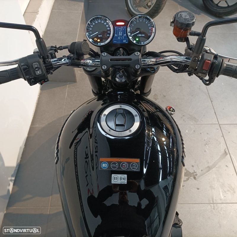 Kawasaki Z 900 RS - 7