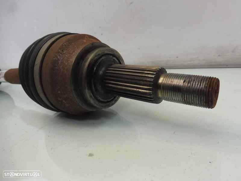 TRANSMISSÃO FRONTAL DIREITA RENAULT MEGANE IV FASTBACK 2016 -391005190R - 2