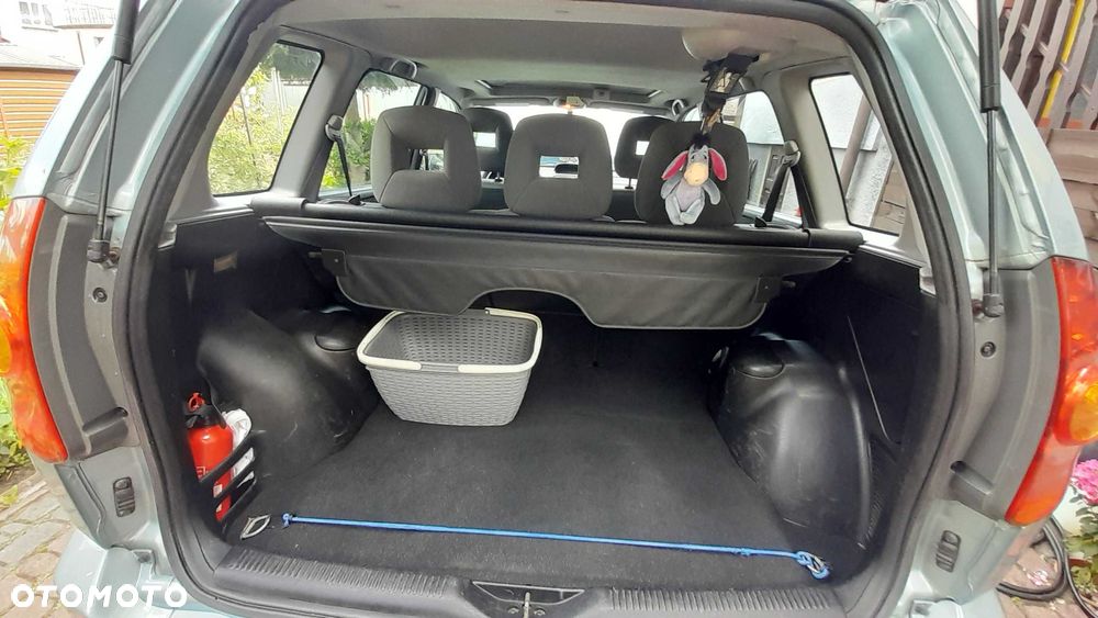 Mitsubishi Space Star - 7