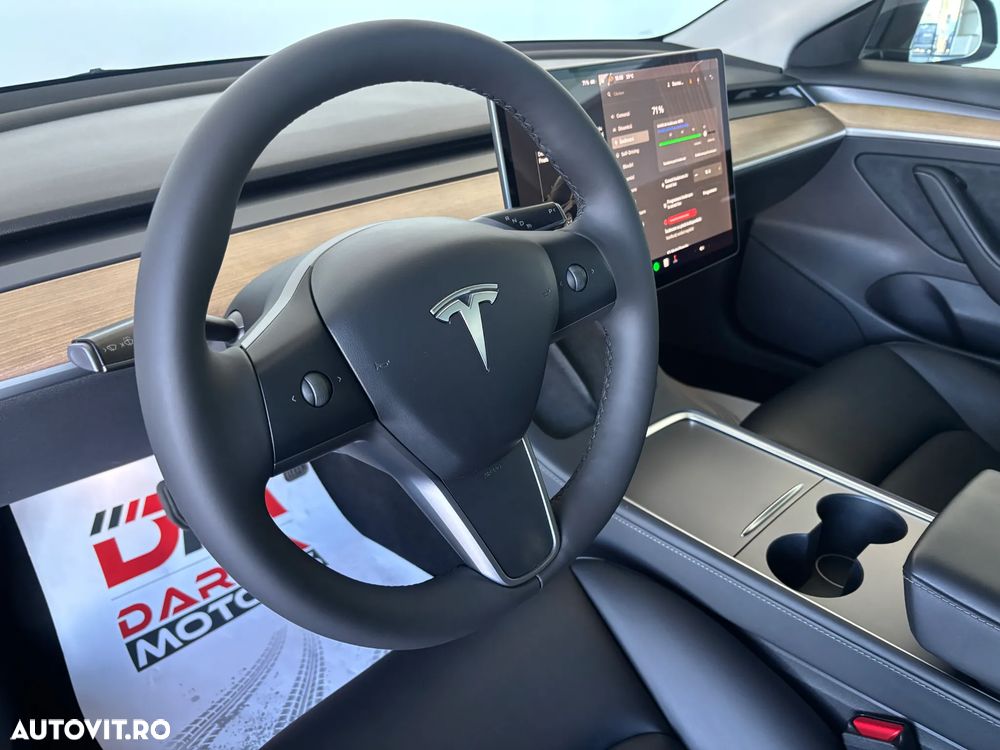 Tesla Model 3 Langstreckenbatterie Allradantrieb Dual Motor - 11