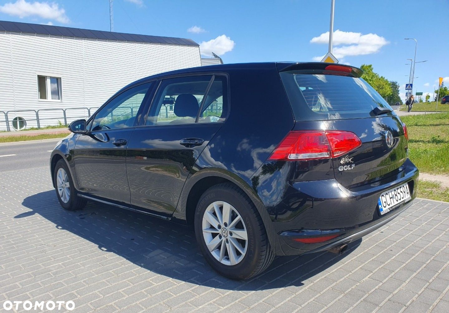 Volkswagen Golf - 18