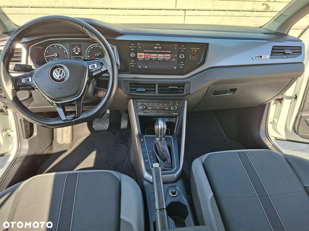 Volkswagen Polo 1.0 TSI DSG Highline - 23