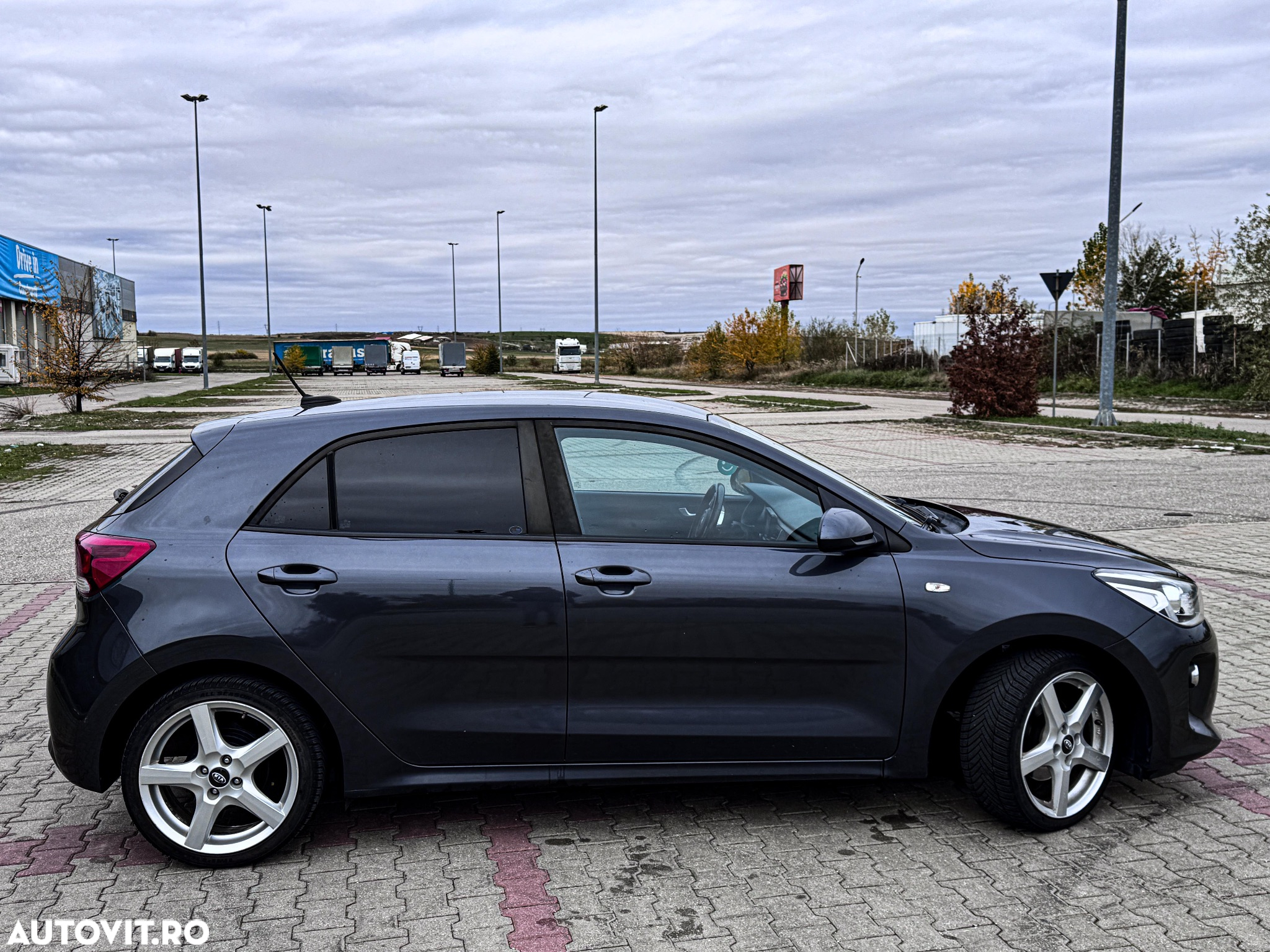 Kia Rio 1.0 T-GDI 100 GT Line - 10