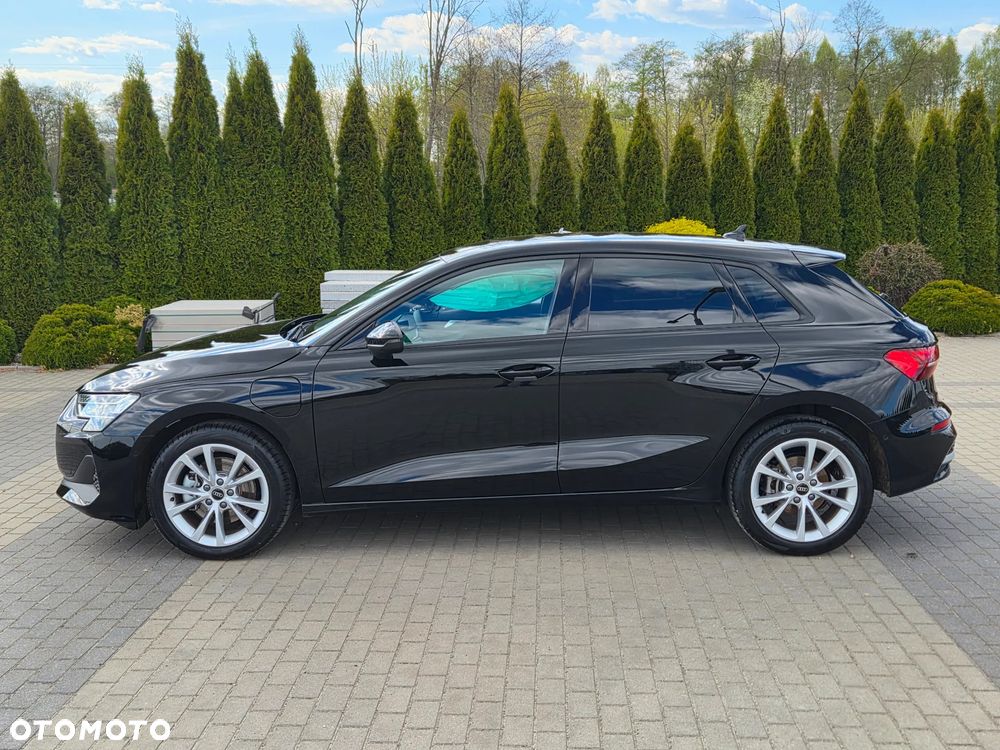 Audi A3 Sportback 40 TFSIe S tronic - 4