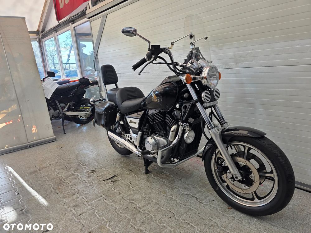 Honda Shadow - 12