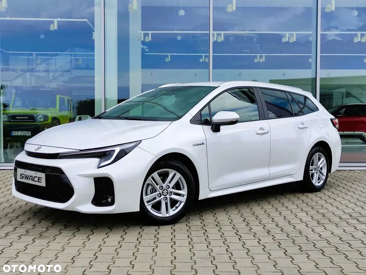 Suzuki Swace 1.8 Hybrid Elegance CVT - 1