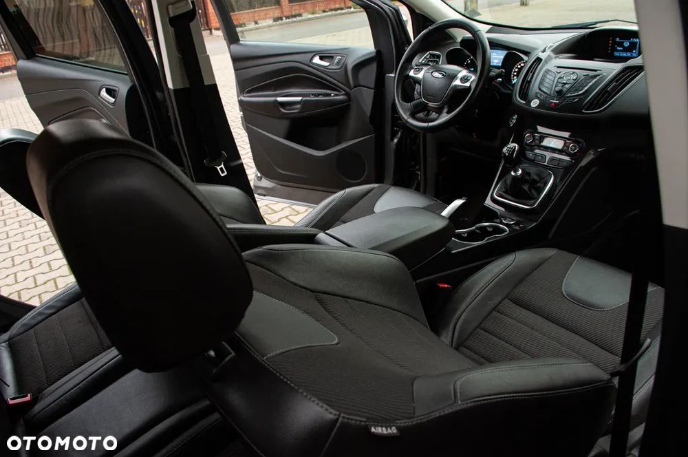 Ford Kuga 2.0 TDCi Individual - 23