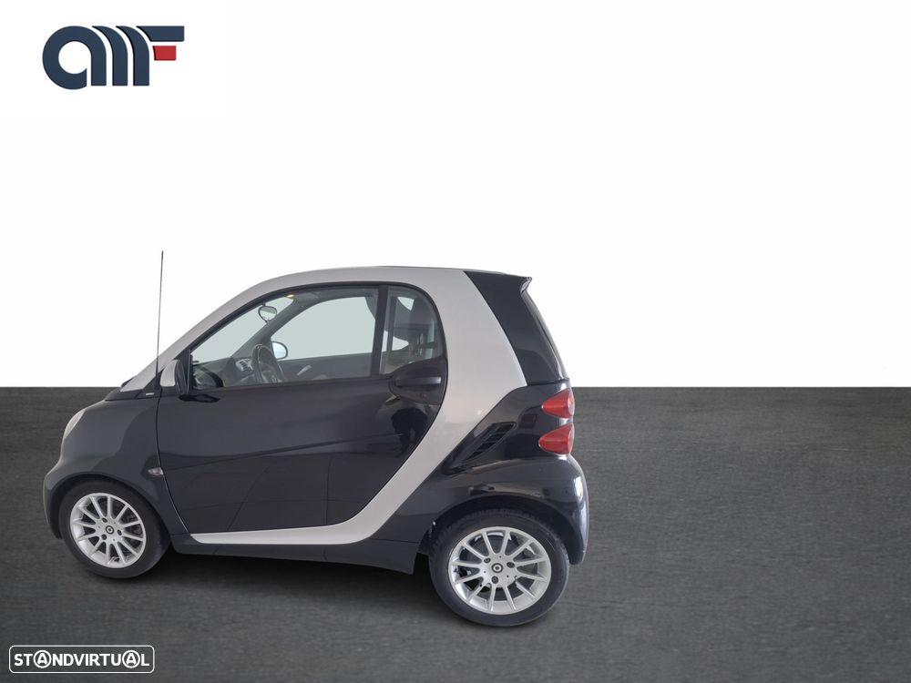 Smart ForTwo Coupé 1.0 mhd Passion 71 - 2