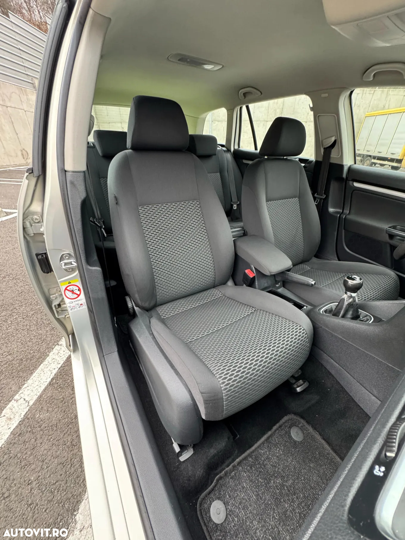 Volkswagen Golf 1.6 TDI DPF BMT Trendline - 11