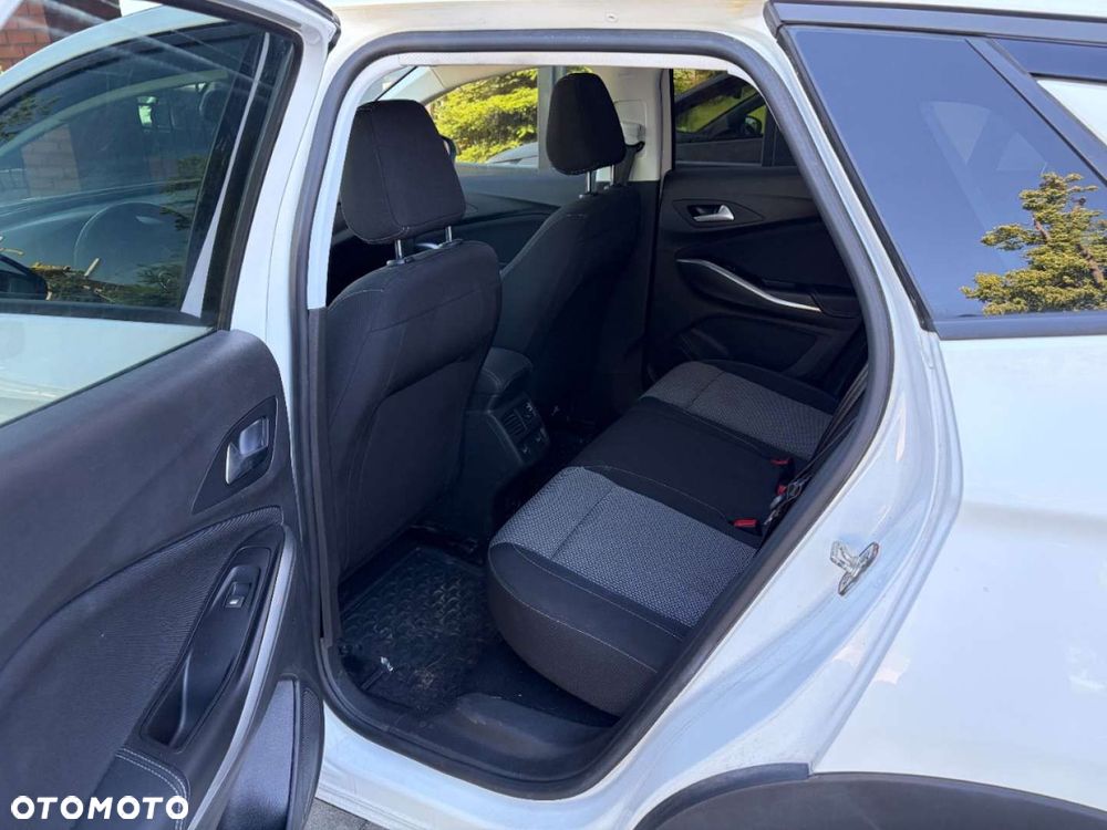 Opel Grandland X 1.2 T GPF Enjoy S&S - 20