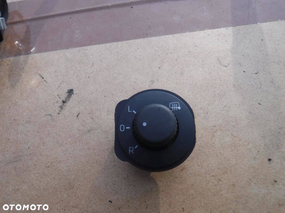 Skoda Fabia  III 3 przelacznik lusterek swiatel 5JB959565 5E0941431G - 3
