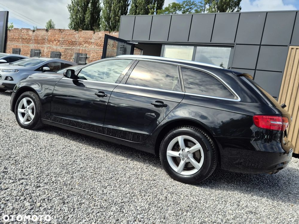 Audi A4 Avant 2.0 TDI DPF Ambition - 9