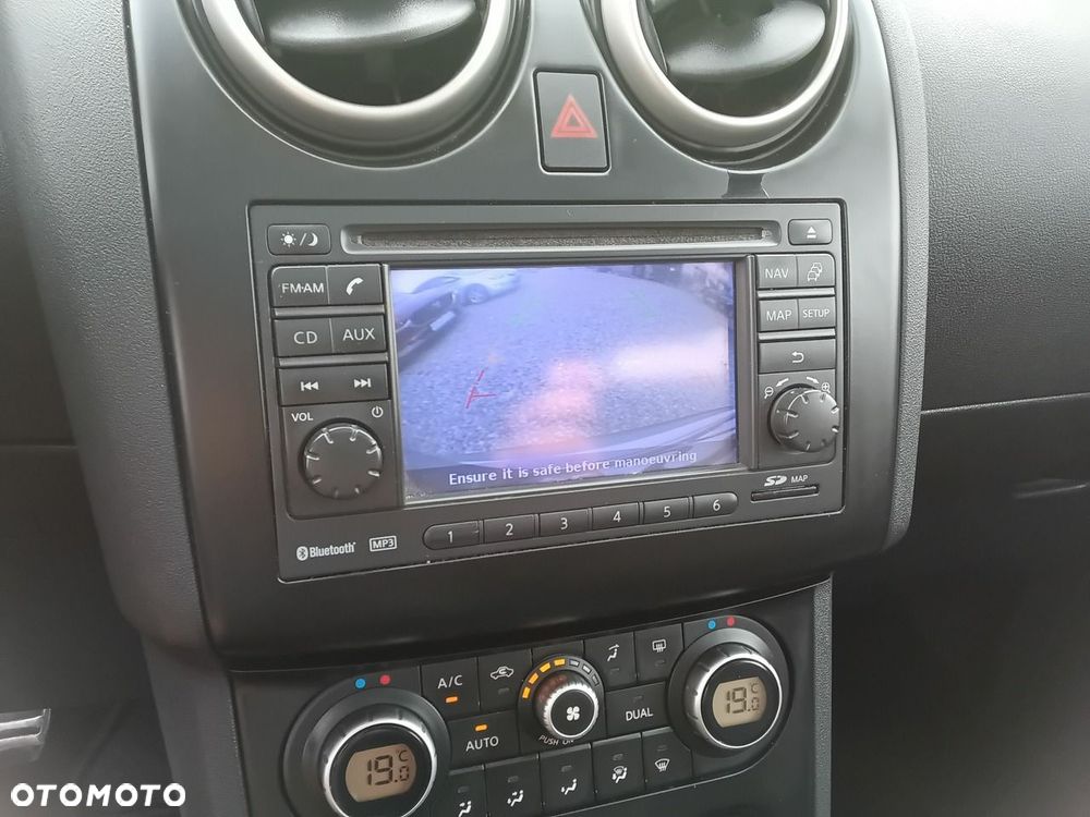 Nissan Qashqai+2 - 19