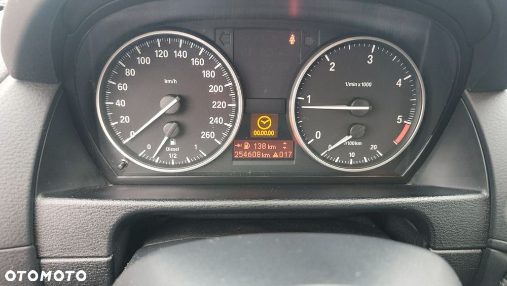 BMW X1 xDrive20d - 13