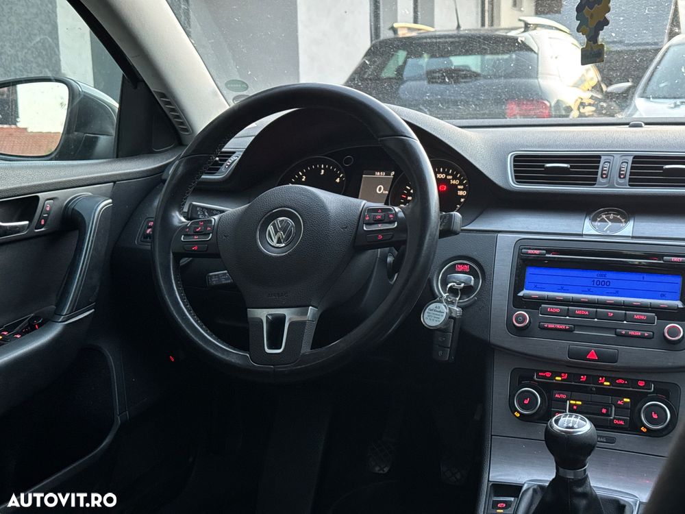 VOLKSWAGEN Passat 2011 — imagine 6
