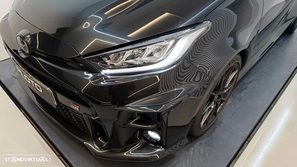 Toyota GR Yaris WRC Triple Edition - 5