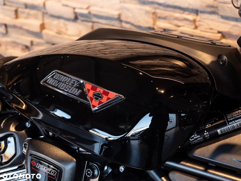 Harley-Davidson Sportster - 7